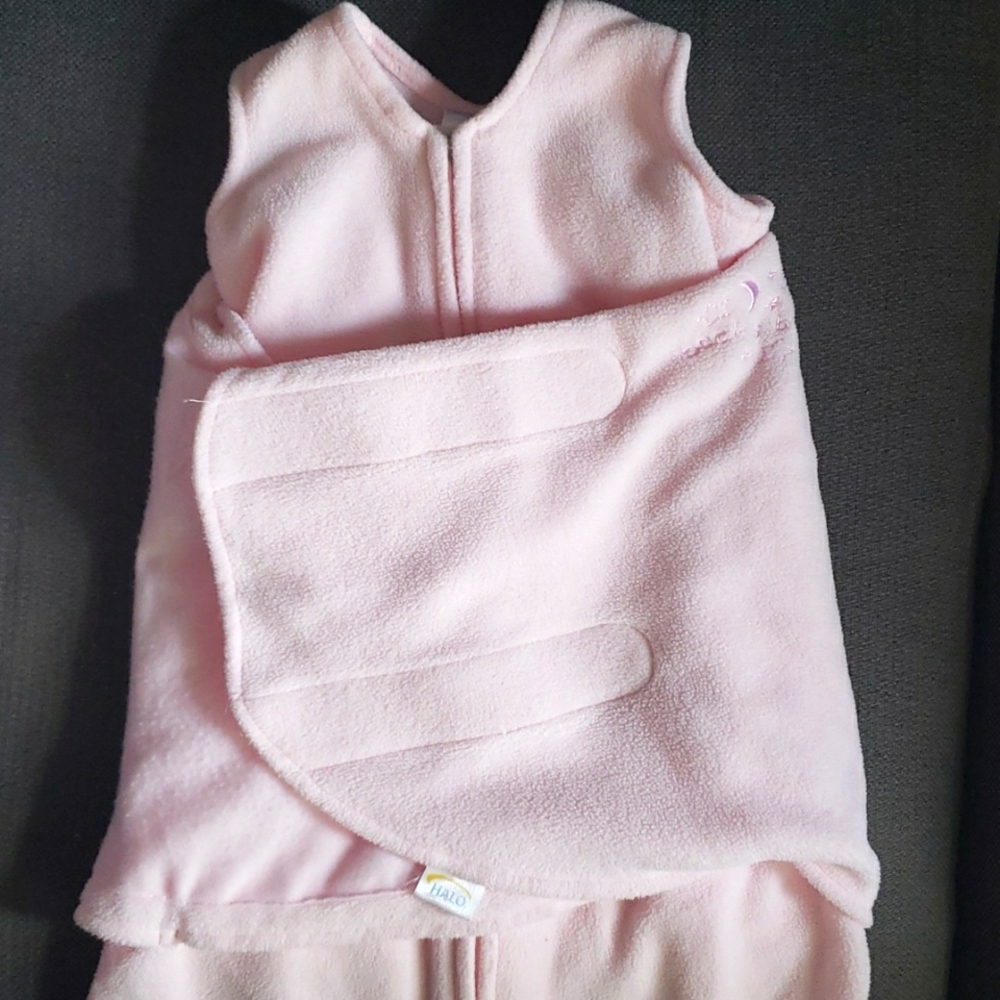 Newborn Halo sleep swaddle